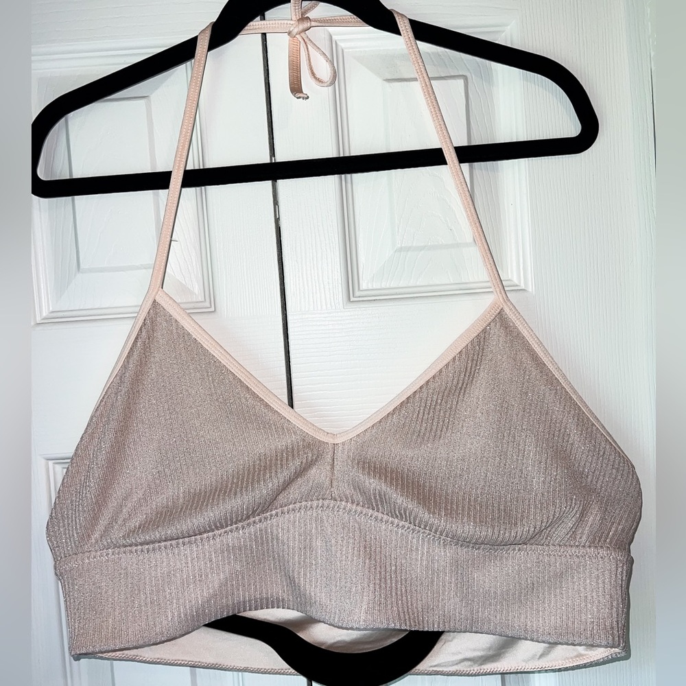 NWT AERIE BRALETTE 
BLUSH SHIMMER COLOR
SIZE XL